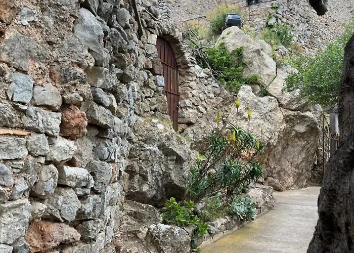 Chateau 2 Bedroom Fitou